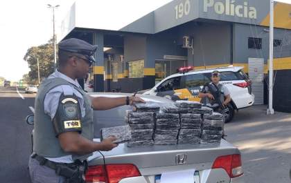 TOR prende casal com 29 tijolos de pasta base de cocaína