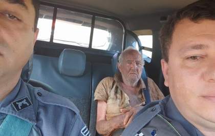 Policias militares encontram senhor David em canavial