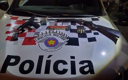 Vídeo em celular leva policiais a dois homens com posse irregular de armas&nbsp;