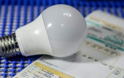 Depois de gasolina, queda na tarifa de luz será de 19%, diz Bolsonaro