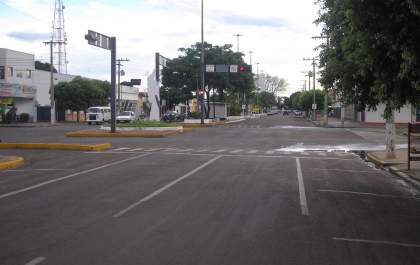 Motorista embriagado causa acidente na Avenida Antônio Trajano