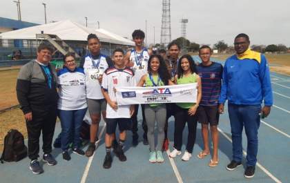 Três-lagoense brilha no atletismo e garante 3 ouros, 1 prata e 2 bronzes
