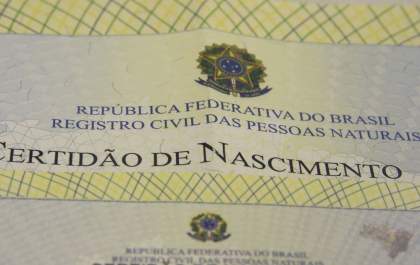 Nova legislação permite alterar nome direto em cartório após os 18 anos