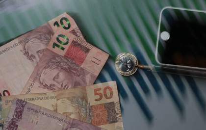 Arrecadação de impostos alcança R$ 1,1 trilhão  no 1º semestre, melhor resultado desde 1995