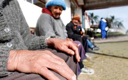 Projeto de Lei que eleva para 65 anos a idade de classificação como pessoa idosa pode gerar impactos negativos