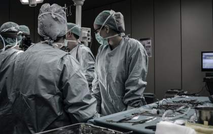 Operadora de plano de saúde pode negar cirurgia para retirada de excesso de pele?