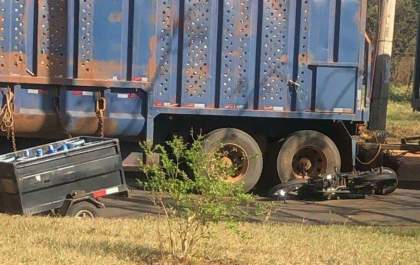 Motociclista fica ferido ao bater em caminhão em Guararapes