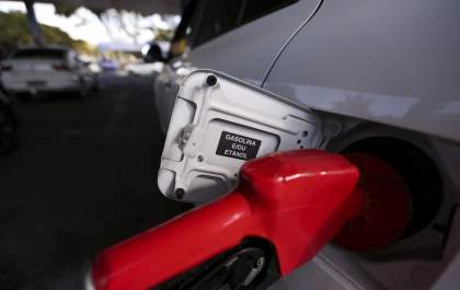 Petrobras reduz preço da gasolina para distribuidoras