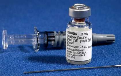 Brasil vai receber 50 mil doses da vacina contra a varíola do macaco
