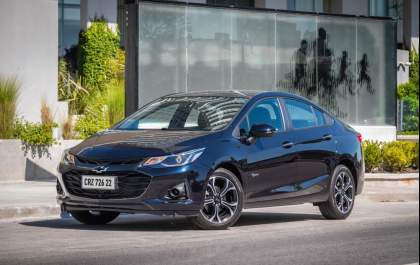 Chevrolet oferece exclusividade com o Cruze Midnight