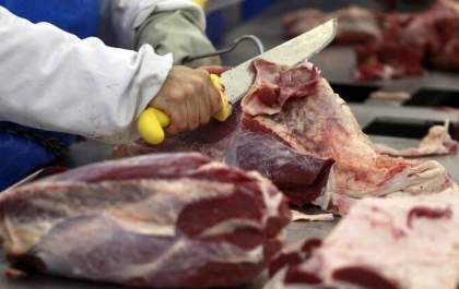 Consumo de carne bovina cai e atinge o menor nível em 26 anos no país