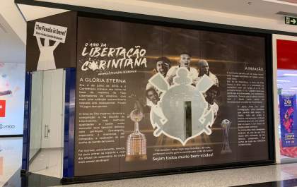 Um bando de loucos invade o Shopping Três Lagoas