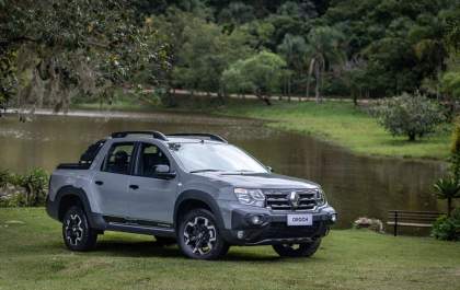 Renault melhora a pioneira Oroch