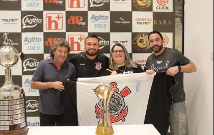 Exposição das Taças do Corinthians no Shopping Três Lagoas