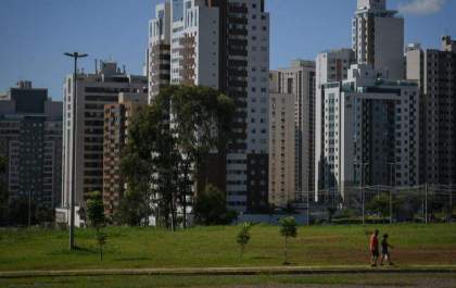 Revogado decreto que regulamenta profissão de corretor de imóveis