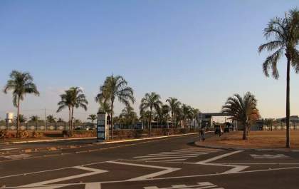Bandidos usaram carro com placa sugestiva em assalto no Terras do Imperador: PCC<p></p>
