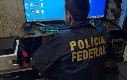 PF cumpre mandados de busca na região contra investigados por fraude no Auxílio Emergencial