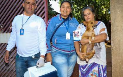 Zoonoses realiza ação contra a leishmaniose em bairros de TL