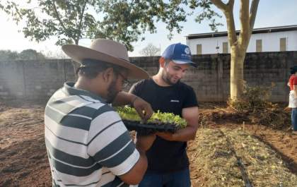 Suzano e Faculdades Integradas de Três Lagoas AEMS promovem a implantação de hortas multidiversificadas no Cinturão Verde