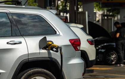 Petrobras reduz em R$ 0,18 o valor do litro da gasolina