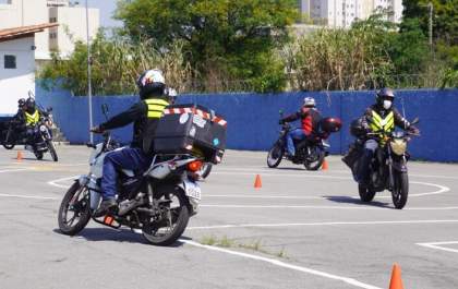 Sest Senat oferece capacitação prática e gratuita para motofrestistas