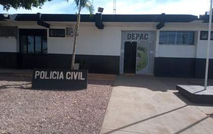 Idoso tem celular furtado e acusa moradora em situação de rua