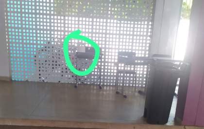Direção de escola em Araçatuba volta a causar polêmica ao retirar papel higiênico dos banheiros