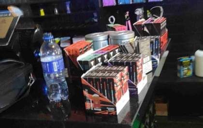 Donos de tabacarias presos por venda ilegal de cigarro eletrônico são soltos com fiança