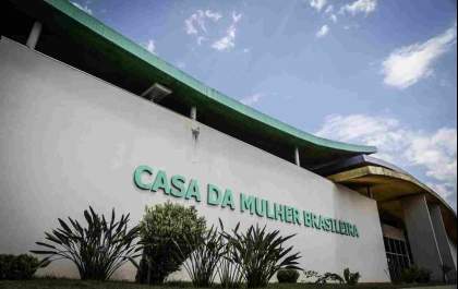 Ao dar banho na filha, mãe descobre que criança de 4 anos foi estuprada pelo avôdrasto