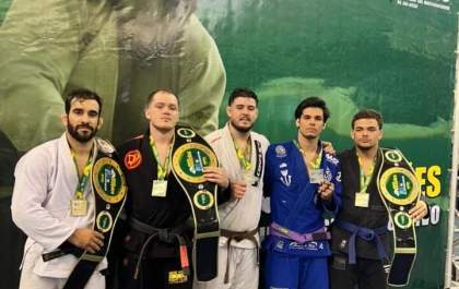 Atletas de Araçatuba são campeões de jiu-jítsu no Mato Grosso do Sul
