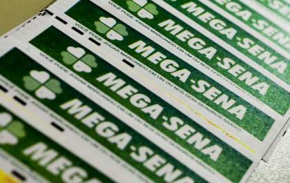 Mega-Sena acumula e prêmio vai a R$ 42 milhões