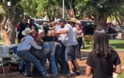 Jovem tem vísceras expostas ao ser esfaqueado&nbsp;