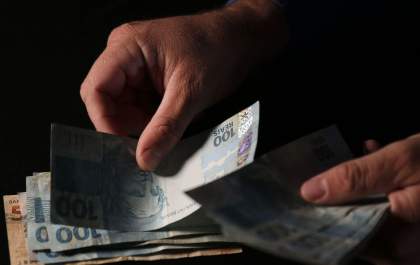 Receita paga hoje restituições do quarto lote do IR 2022