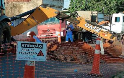 Vereador questiona reparos asfálticos realizados pela Samar