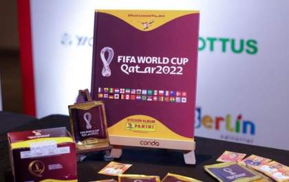 Com febre das figurinhas da Copa, professor orienta colecionadores 'novatos'&nbsp;