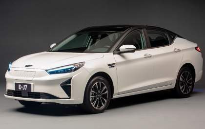 JAC Motors surpreende com design, autonomia e preço do E-J7