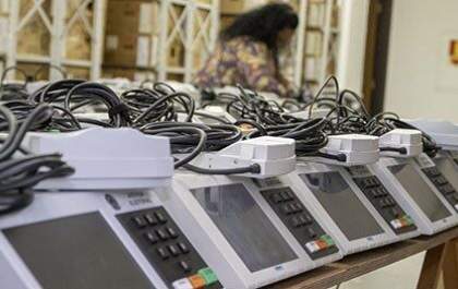 Cartório Eleitoral inicia nesta quarta procedimentos de carga e lacração das urnas