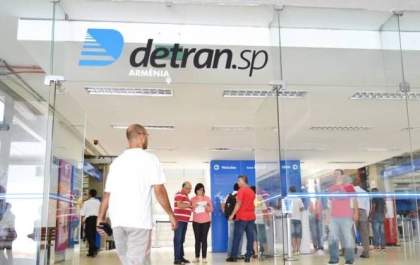 Diretor do Detran é preso por suspeita de liderar esquema de fraude milionária em São Paulo
