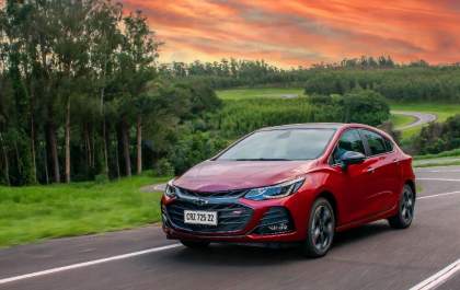 Chevrolet Cruze entrega esportividade com a versão Sport6 RS