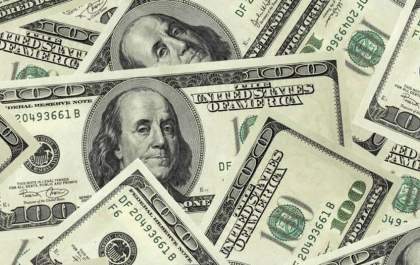 Dólar abre a semana em alta e chega a R$ 5,36, com aversão global a risco