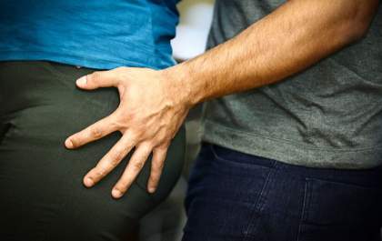 Rapaz é preso em flagrante por importunação sexual contra jovem