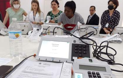 Justiça Eleitoral de SP começa preparação de urnas eletrônicas