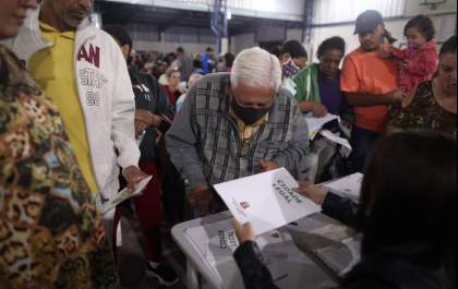 Araçatuba entrega 176 matrículas de unidades habitacionais