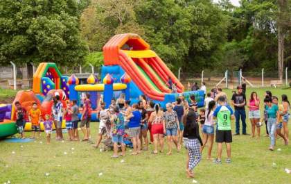 Neste feriado, Fundo Social preparou festa para crianças na Praça João Leite