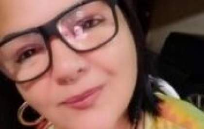 Mulher morre ao bater carro em árvore em Birigui