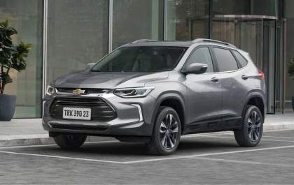 Chevrolet acerta com motor turbo e transmissão automática no Tracker