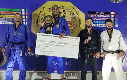 Copa Elite de Jiu-Jítsu reúne mais de 300 atletas em Araçatuba&nbsp;