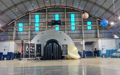 Alunos de Guararapes vivenciam simulação de viagem ao espaço