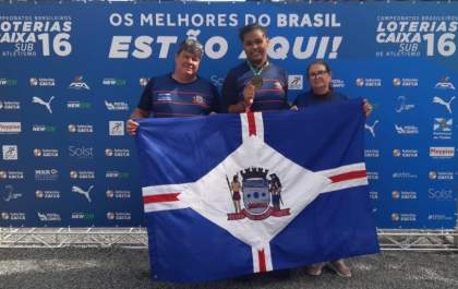 Atleta de Três Lagoas Vitória Barreto é campeã brasileira de arremesso de peso sub-16