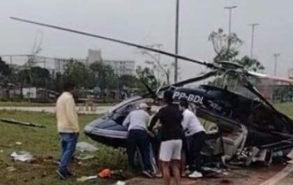 Helicóptero cai com duas pessoas a bordo na zona sul de São Paulo